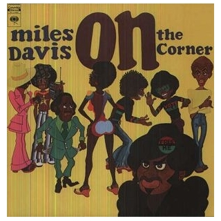 MILES DAVIS - On The Corner (180 Gram Pressing / Gatefold Sleeve / Remastered)